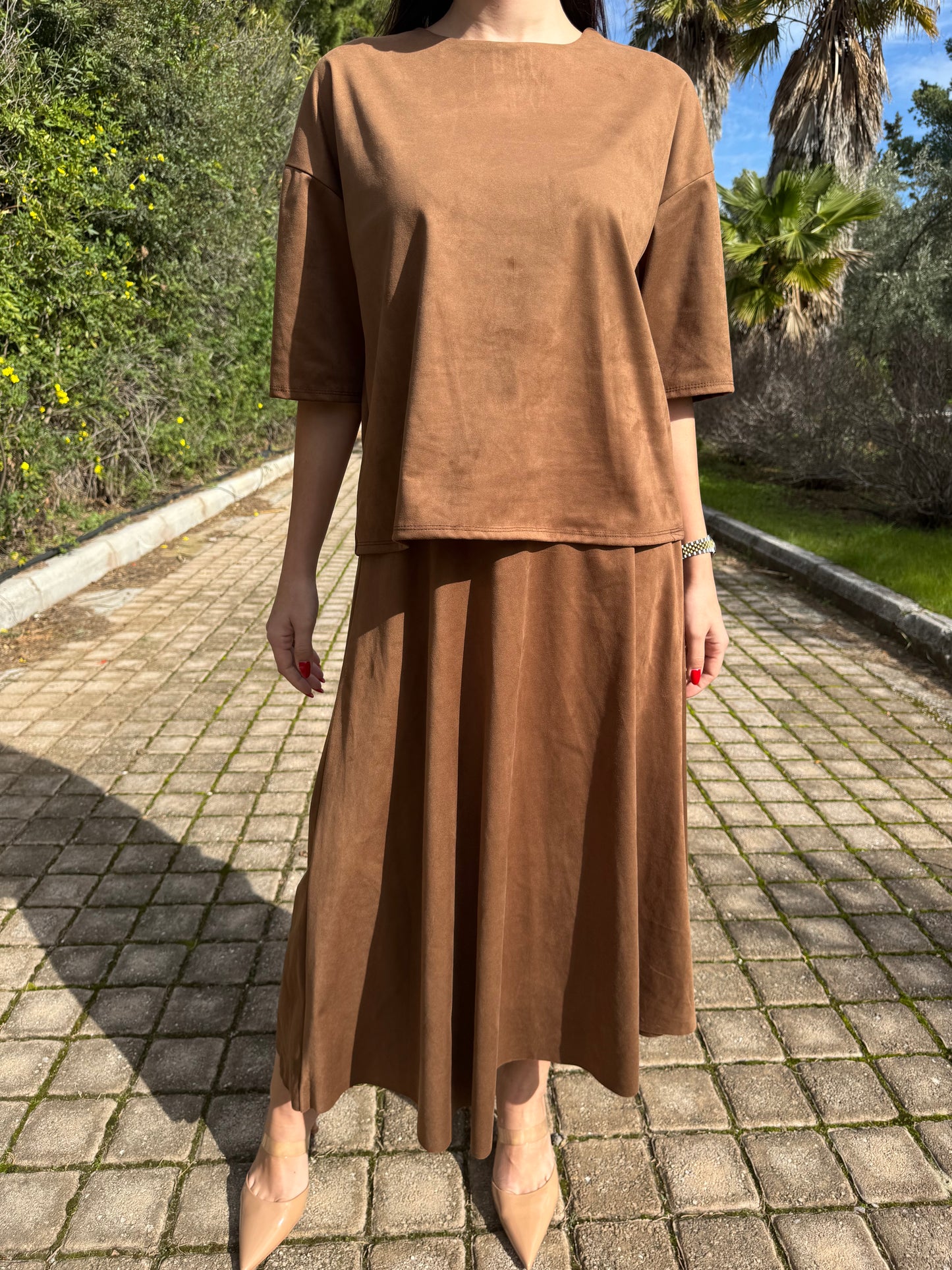 Σετ μπλούζα & φούστα – καφέ